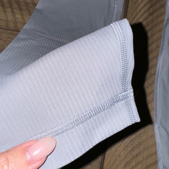 Size 6 Lululemon Align™ High-Rise Ribbed Pant 28" - Picture 6 of 6